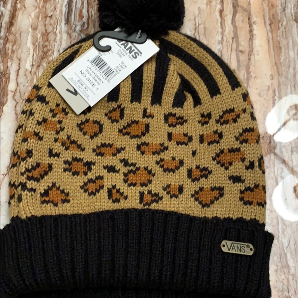 Vans leopard hat. - Picture 7 of 8
